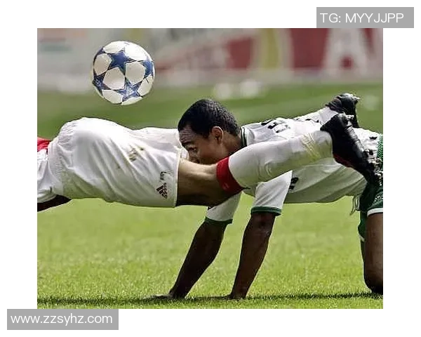 足球明星搞笑瞬间合集趣味打闹图片大赏 足球明星搞笑瞬间合集趣味打闹图片大赏